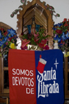 El Valle de Anton, Cocle province, Panama: niche and Santa Librada devouts' flag - photo by H.Olarte