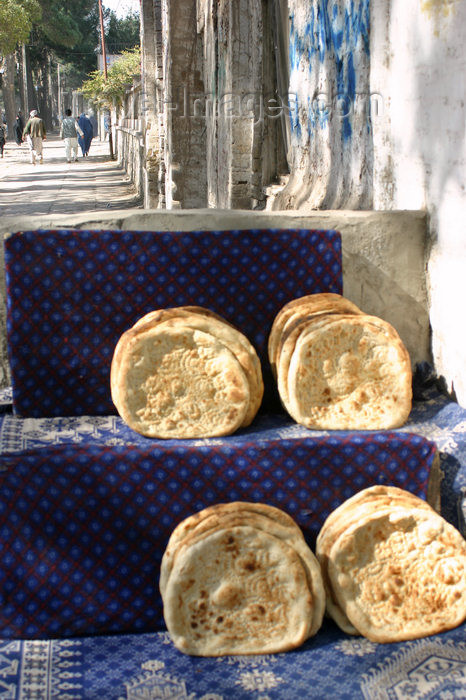 afghanistan32: Afghanistan - Herat province - bread for sale - photo by E.Andersen - (c) Travel-Images.com - Stock Photography agency - Image Bank