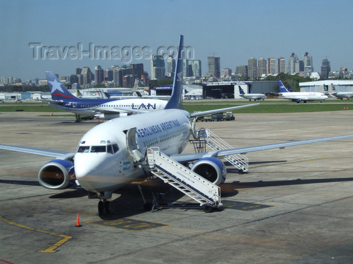 argentina300: Argentina - Buenos Aires - Airplanes waiting at Aeroparque Jorge Newbery - Aerolineas Argentinas Boeing 737-300 - images of South America by M.Bergsma - (c) Travel-Images.com - Stock Photography agency - Image Bank