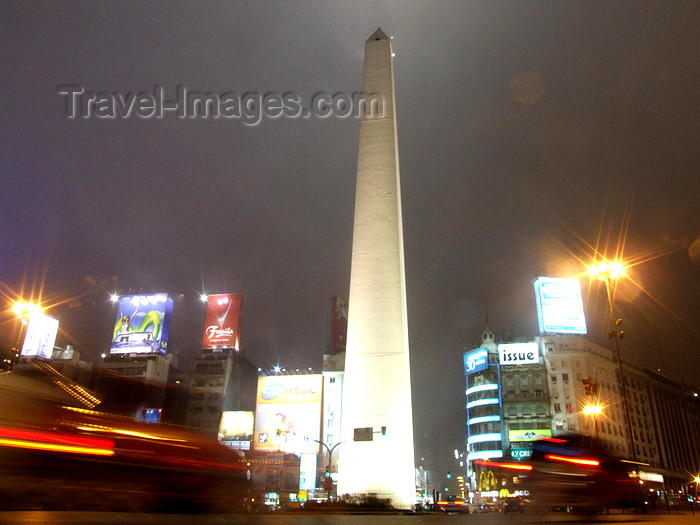 argentina333: Argentina - Buenos Aires - Obelisk at the Avenida 9 de Julio - images of South America by M.Bergsma - (c) Travel-Images.com - Stock Photography agency - Image Bank