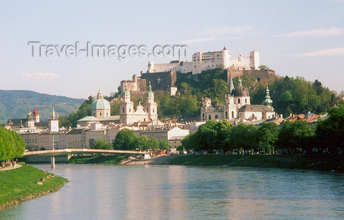 austria13: Austria - Salzburg / Solnograd / SZG : the Salzach, the city and the Hohensalzenburg fortress on the Mönchsberg mountain - Altstadt - Unesco world heritage site - photo by M.Torres - (c) Travel-Images.com - Stock Photography agency - Image Bank