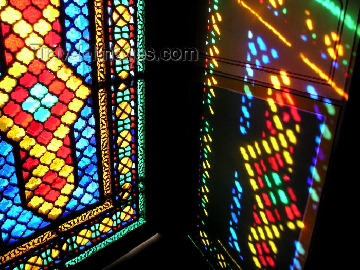 azer135: Azerbaijan - Sheki: stained glass work known as 'shebeke / shabaka' - the Khan's palace (photo by F.MacLachlan) - (c) Travel-Images.com - Stock Photography agency - Image Bank