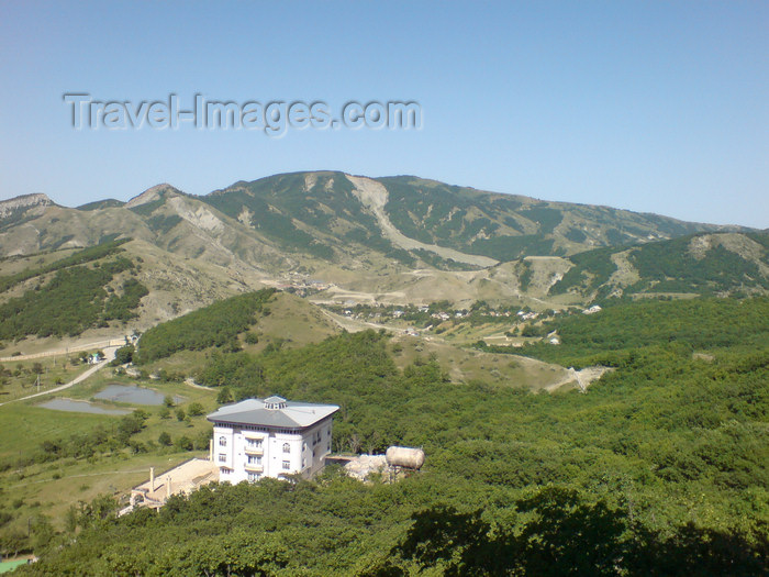 azer195: Azerbaijan - Altyaghach National Park, Xizi rayon: mountains and forest - photo by N.Mahmudova - (c) Travel-Images.com - Stock Photography agency - Image Bank