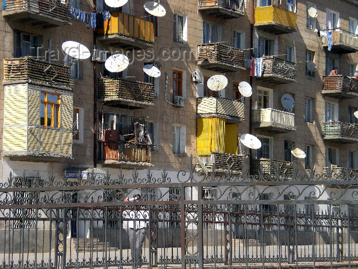 azer493: Nakhchivan city, Azerbaijan: residential area - fence and satellite dishes - photo by K.Jafarli - (c) Travel-Images.com - Stock Photography agency - Image Bank