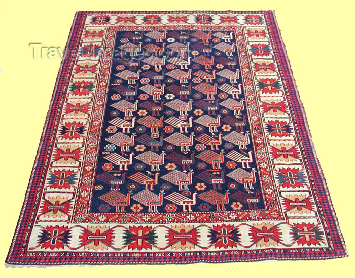 azerbaijan-carpets1: Azeri Carpet: Baku - Simurg (photo by Vugar Dadashov) - (c) Travel-Images.com - Stock Photography agency - Image Bank