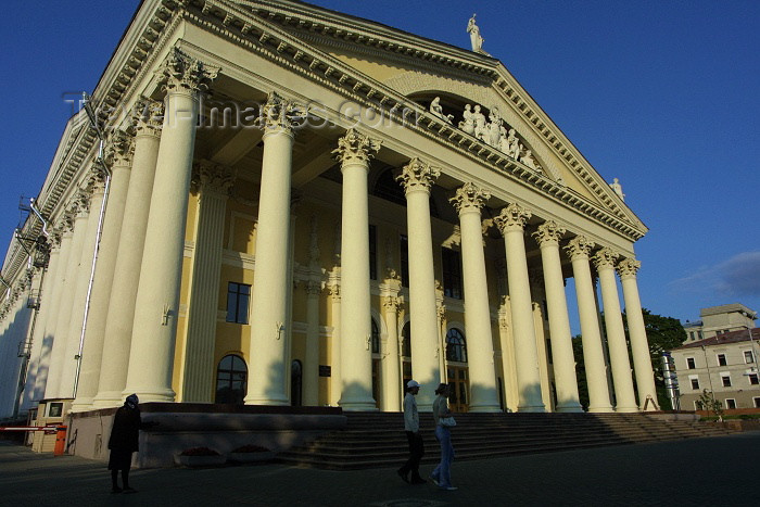 belarus31: Belarus - Minsk: classical Greek - Trade Union's Culture Palace - Independence Avenue (photo by A.Stepanenko) - (c) Travel-Images.com - Stock Photography agency - Image Bank