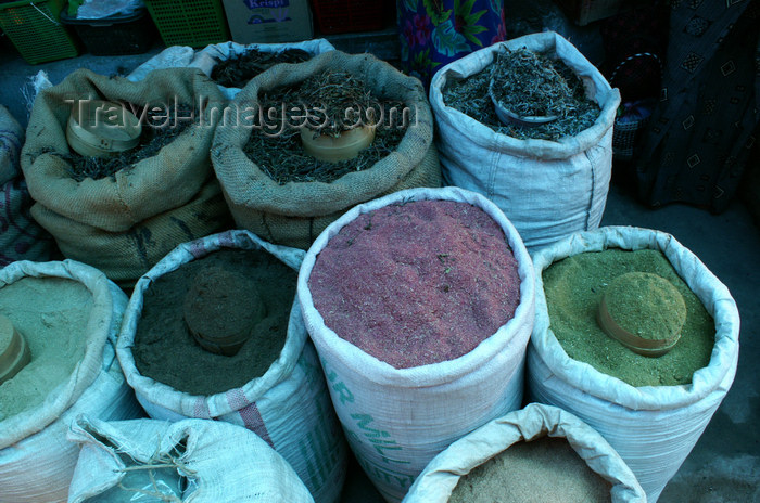 bhutan181: Bhutan - Thimphu - the market - spices in bags - photo by A.Ferrari - (c) Travel-Images.com - Stock Photography agency - Image Bank