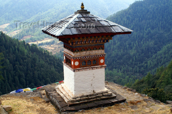 bhutan213: Bhutan - stupa, outside Tango Goemba - photo by A.Ferrari - (c) Travel-Images.com - Stock Photography agency - Image Bank