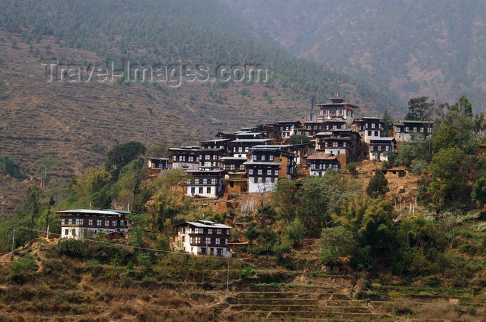bhutan298: Bhutan - Rinchengang village, near Wangdue Phodrang -  mud-brick houses - photo by A.Ferrari - (c) Travel-Images.com - Stock Photography agency - Image Bank