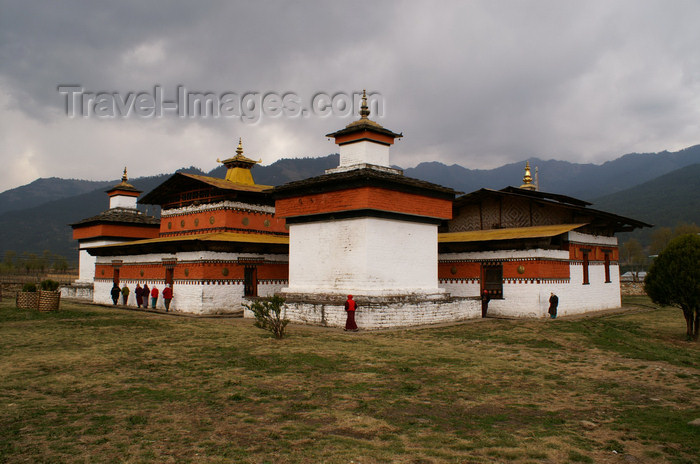 bhutan324: Bhutan - Jampa Lhakhang, Bumthang valley - built in the year 659 by the Tibetan King Songsten Gampo - photo by A.Ferrari - (c) Travel-Images.com - Stock Photography agency - Image Bank