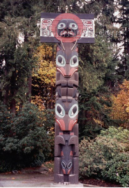 canada4: Canada / Kanada - Vancouver: Nootka Totem - Stanley park - photo by M.Torres - (c) Travel-Images.com - Stock Photography agency - Image Bank