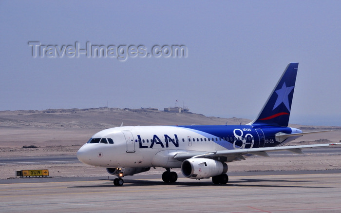 chile136: Iquique, Tarapacá Region, Chile: IQQ airport - LAN Chile - Airbus A318-121 - CC-CZJ (CN 3585)  - taxiing - photo by M.Torres - (c) Travel-Images.com - Stock Photography agency - Image Bank