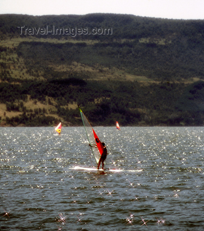 chile99: Araucanía Region, Chile - Pucón - Province of Cautín: windsurfer in Lake Villarrica - photo by Y.Baby - (c) Travel-Images.com - Stock Photography agency - Image Bank