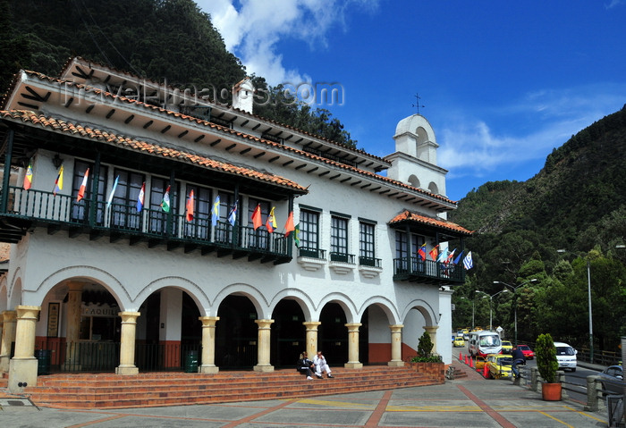 colombia110: Bogotá, Colombia: Monserrate cable car terminal - base of Monserrate Hill - Santa Fe - photo by M.Torres - (c) Travel-Images.com - Stock Photography agency - Image Bank