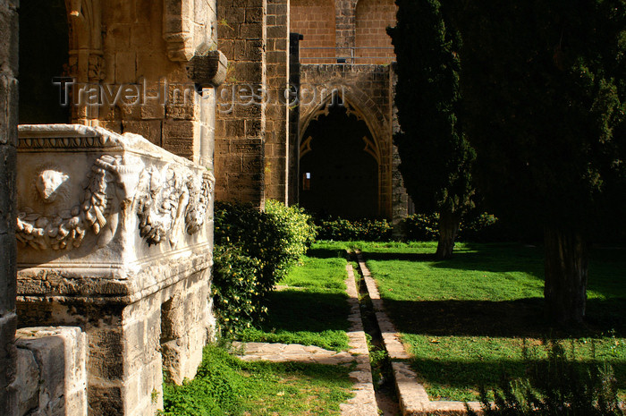 cyprusn56: Bellapais, Kyrenia district, North Cyprus: Bellapais abbey - interior - photo by A.Ferrari - (c) Travel-Images.com - Stock Photography agency - Image Bank