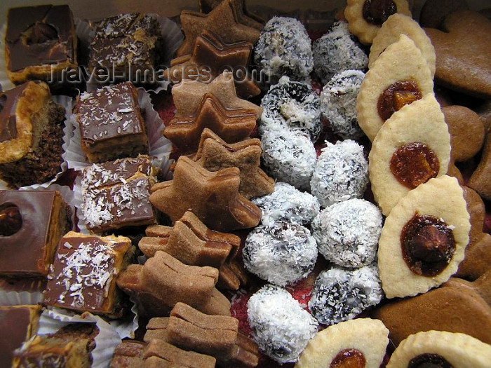 czech253: Czech Republic - Christmas cookies - sweets - photo by J.Kaman - (c) Travel-Images.com - Stock Photography agency - Image Bank