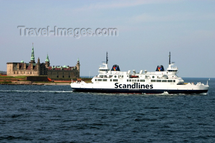 denmark39: Denmark - Helsingør: Kronborg Castle and a ferry on the Ore Sund - photo by C.Blam - (c) Travel-Images.com - Stock Photography agency - Image Bank