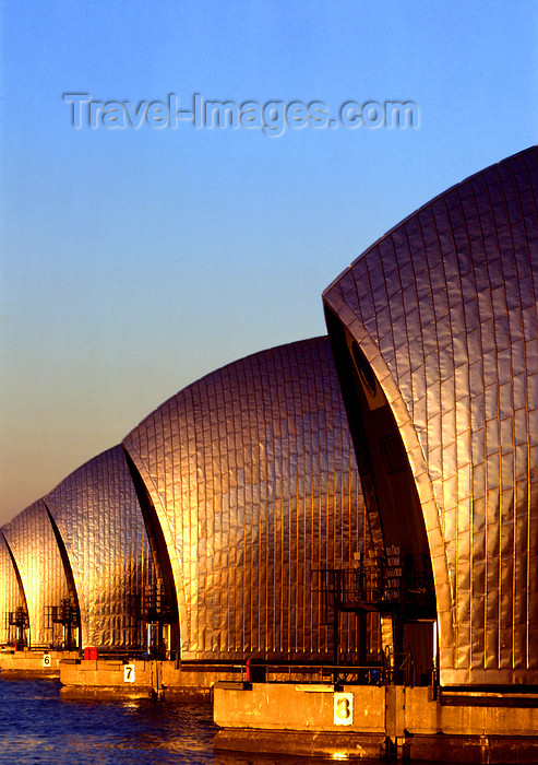 england534: Woolwich Reach, Borough of Greenwich, London, England: Thames Barrier - designed by Rendel, Palmer and Tritton - flood control - engineering - photo by A.Bartel - (c) Travel-Images.com - Stock Photography agency - Image Bank