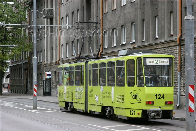 estonia118: Estonia -  Tallinn: yellow tram - Tatra KT4 - tramway - urban transportation - photo by A.Dnieprowsky - (c) Travel-Images.com - Stock Photography agency - Image Bank