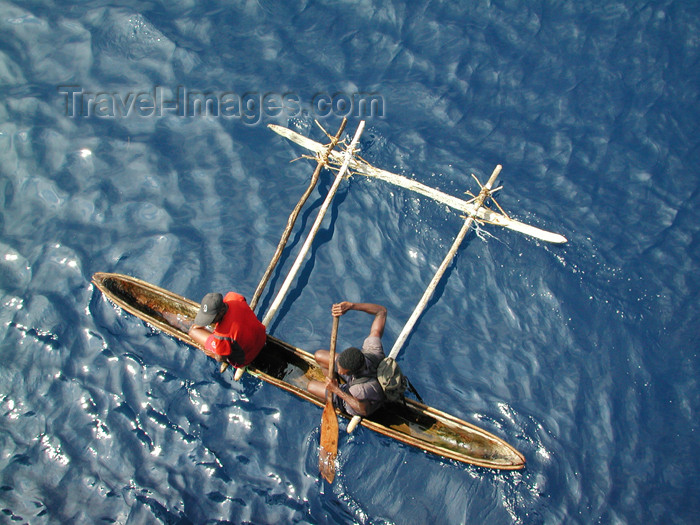 fiji30: Denarau Island, Viti Levu, Fiji: outrigger canoe in the ocean - seen from above - photo by B.Cain - (c) Travel-Images.com - Stock Photography agency - Image Bank