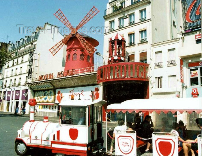 france121: France - Paris: tourist train at the Moulin Rouge - Pigalle - photo by Hy Waxman - (c) Travel-Images.com - Stock Photography agency - Image Bank