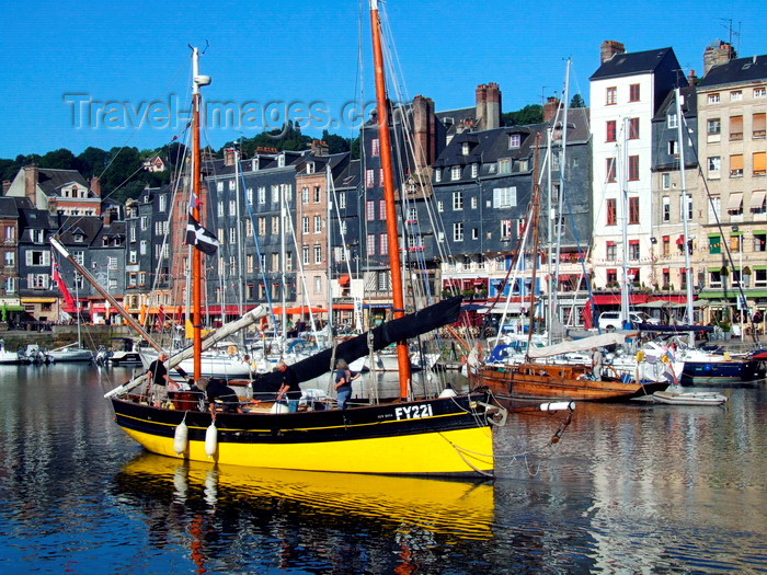 france975: Honfleur, Calvados, Basse-Normandie, France: sail boat at the Vieux Bassin - buildings on Quai Sainte-Catherine - photo by A.Bartel - (c) Travel-Images.com - Stock Photography agency - Image Bank