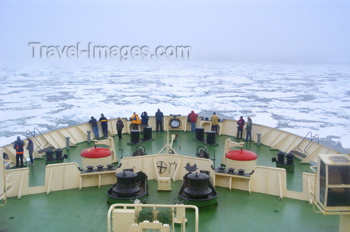franz-josef27: Franz Josef Land Bow of ship Kapitan Dranitsyn with passengers - Arkhangelsk Oblast, Northwestern Federal District, Russia - photo by Bill Cain - (c) Travel-Images.com - Stock Photography agency - Image Bank
