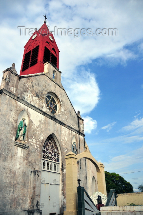 gabon5: Libreville, Estuaire Province, Gabon: old Saint Mary's cathedral - Notre-Dame de Neiges - photo by M.Torres - (c) Travel-Images.com - Stock Photography agency - Image Bank