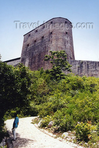 haiti18: Haiti - Milot, Cap-Haïtien: Citadelle Laferrière- Henri Christophe's citadel - mountaintop fortress - UNESCO World Heritage Site - photo by G.Frysinger - (c) Travel-Images.com - Stock Photography agency - Image Bank