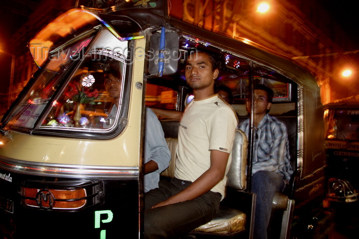 india476: Calcutta / Kolkata, West Bengal, India: disco autorickshaw - nocturnal - Chowringhee - photo by G.Koelman - (c) Travel-Images.com - Stock Photography agency - Image Bank