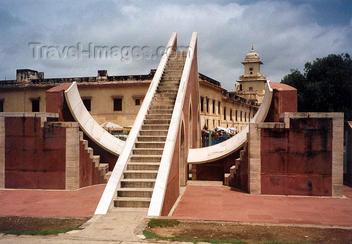 india8: India - Jaipur (Rajasthan): Observatory of Mahraja Jai Singh II - photo by M.Torres - (c) Travel-Images.com - Stock Photography agency - Image Bank