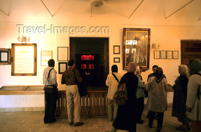 iran128: Iran - Yazd: Zoroastrian faithful at a fire sanctuary - photo by W.Allgower - (c) Travel-Images.com - Stock Photography agency - Image Bank