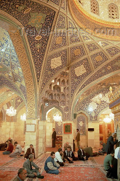 iran13: Iran - Isfahan: Mosque - inside - photo by J.Kaman - (c) Travel-Images.com - Stock Photography agency - Image Bank