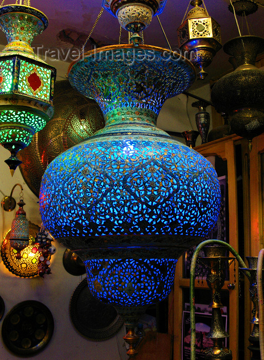 iran17: Isfahan / Esfahan - Iran: lamp - lights in a speciality shop - photo by N.Mahmudova - (c) Travel-Images.com - Stock Photography agency - Image Bank