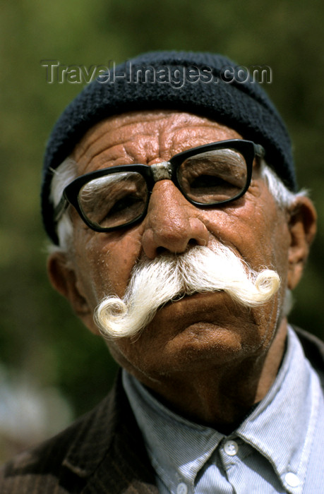 iran466: Iran - Hamadan: man with large moustache - photo by W.Allgower - (c) Travel-Images.com - Stock Photography agency - Image Bank