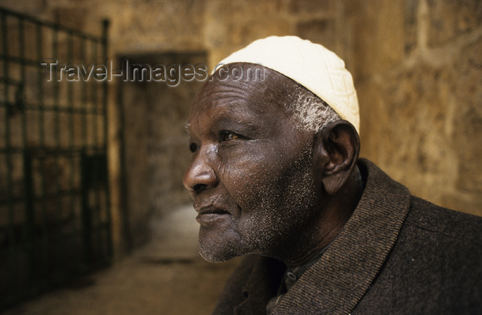 israel330: Israel - Jerusalem - African Jew with Kippah - elderly black Jew - photo by Walter G. Allgöwer - (c) Travel-Images.com - Stock Photography agency - Image Bank