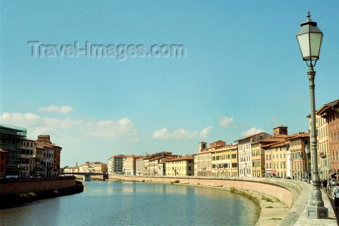 italy130: Italy / Italia - Pisa: on the river Arno - photo by M.Bergsma - (c) Travel-Images.com - Stock Photography agency - Image Bank