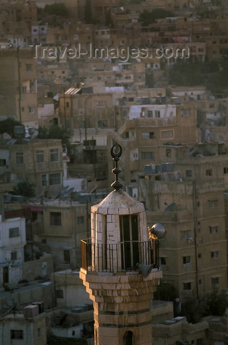 jordan53: Jordan - Amman / AMM /ADJ: mosque - minaret and dense housing - photo by J.Wreford - (c) Travel-Images.com - Stock Photography agency - Image Bank