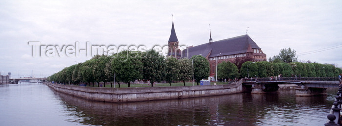 kaliningrad7: Kaliningrad City, Königsberg, Kaliningrad Oblast, Russia: Königsberg Cathedral and the waters of the Pregel river - the building was destroyed by British  bombs and rebuilt by the Russians in the 1990s - Brick Gothic style - Königsberger Dom - Kneiphof - photo by A.Harries - (c) Travel-Images.com - Stock Photography agency - Image Bank