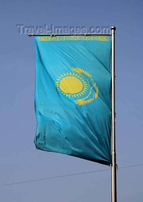 kazakhstan198: Kazakhstan, Almaty: Kazakh flag -  Zheltoksan - photo by M.Torres - (c) Travel-Images.com - Stock Photography agency - Image Bank