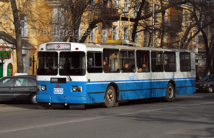 kazakhstan204: Kazakhstan, Almaty: trolley bus - photo by M.Torres - (c) Travel-Images.com - Stock Photography agency - Image Bank