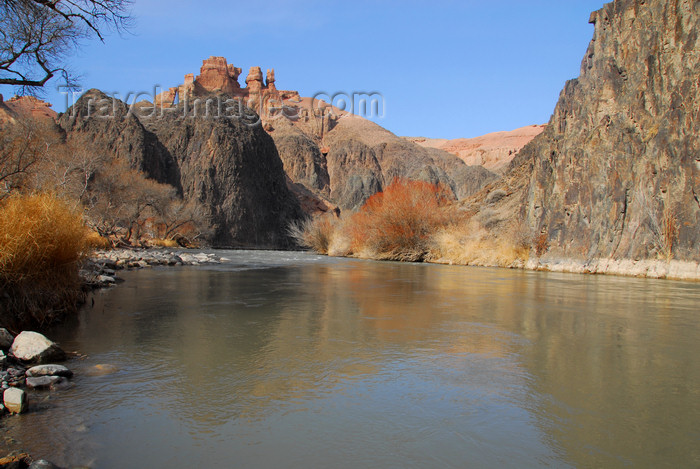 kazakhstan90: Kazakhstan, Charyn / Charin Canyon: Valley of the Castles - Charyn River - photo by M.Torres - (c) Travel-Images.com - Stock Photography agency - Image Bank
