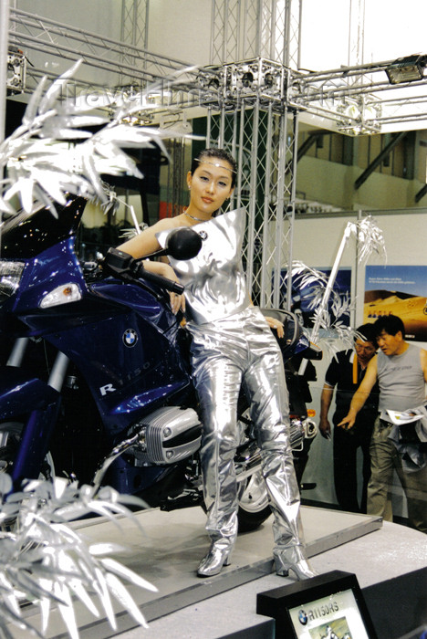 koreas57: Asia - South Korea - Pusan / Busan: model with BMW motorbike - auto show - photo by S.Lapides - (c) Travel-Images.com - Stock Photography agency - Image Bank