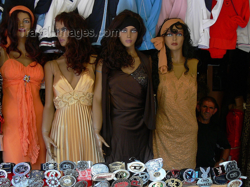kosovo59: Kosovo - Pec / Peja: showroom dummies - girls / Mannequins / Figurines - photo by J.Kaman - (c) Travel-Images.com - Stock Photography agency - Image Bank