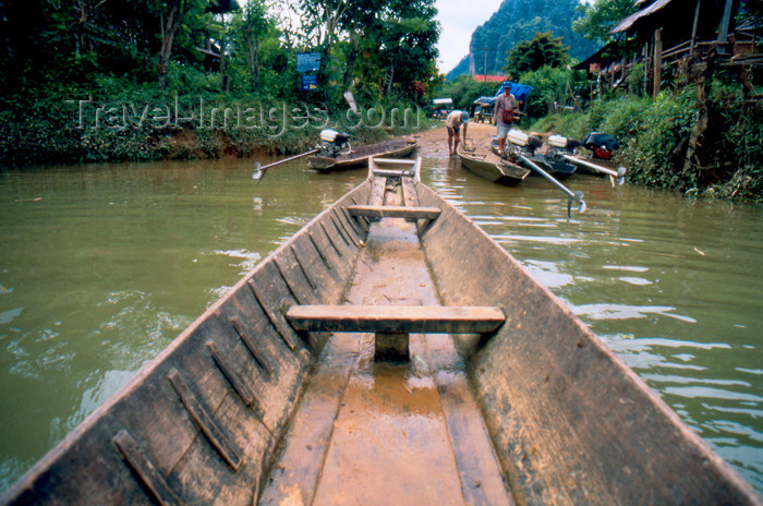 laos65: Laos - Vang Vieng - boats parking - Nam Song river - photo by K.Strobel - (c) Travel-Images.com - Stock Photography agency - Image Bank