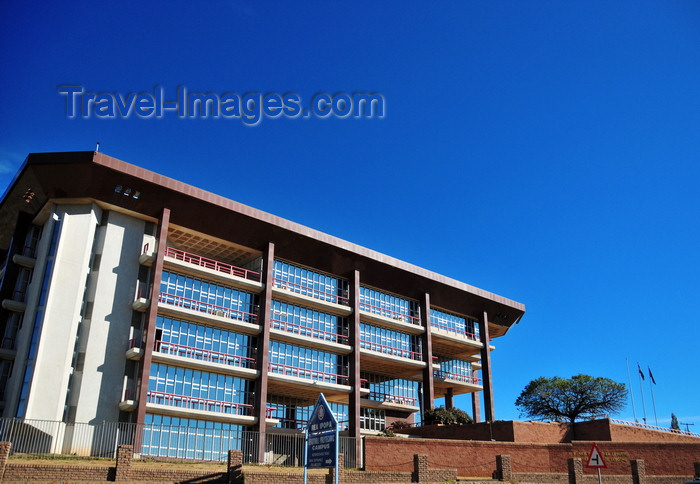 lesotho32: Maseru, Lesotho: Central Bank of Lesotho building - Corner Airport and Moshoeshoe Roads - photo by M.Torres - (c) Travel-Images.com - Stock Photography agency - Image Bank