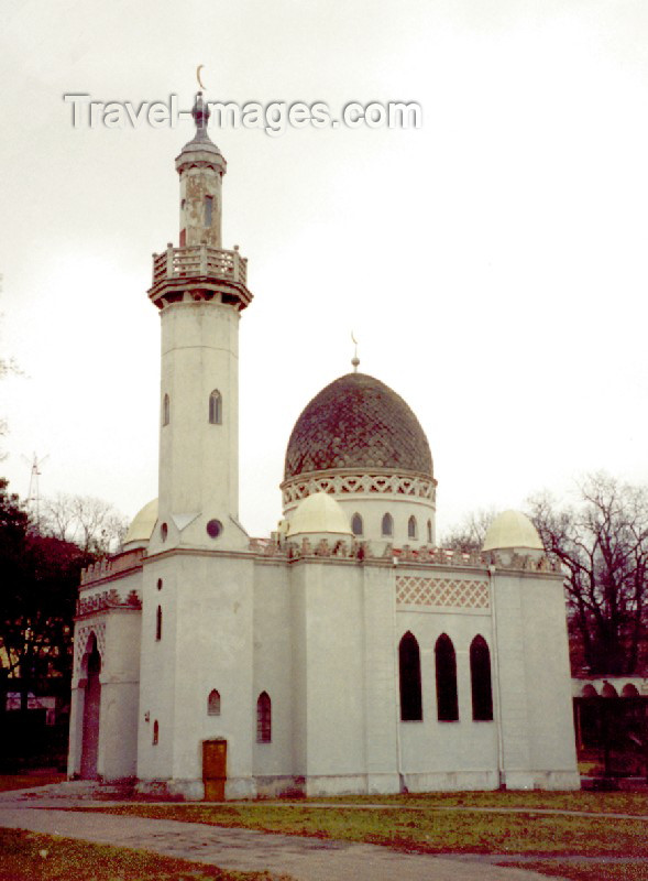 lithuan24: Lithuania - Kaunas: Tartar mosque - photo by M.Torres - (c) Travel-Images.com - Stock Photography agency - Image Bank