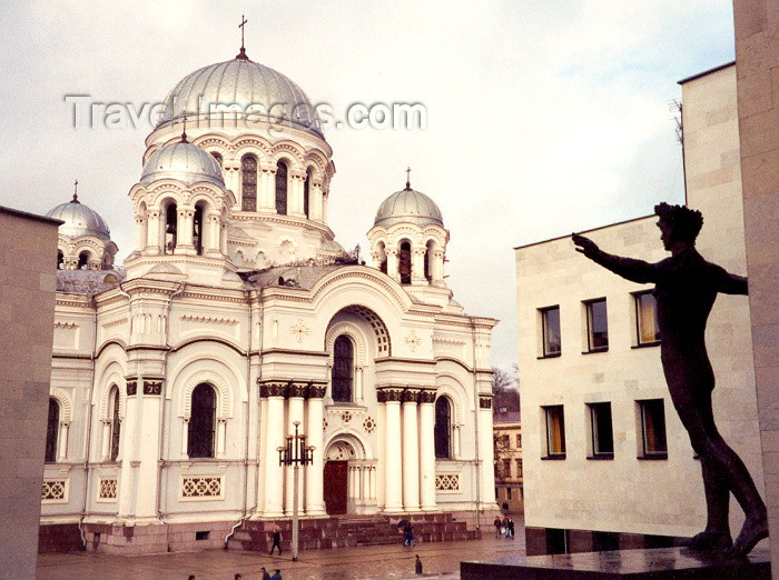 lithuan3: Lithuania - Kaunas: Cathedral of St Michael the Archangel - photo by M.Torres - (c) Travel-Images.com - Stock Photography agency - Image Bank
