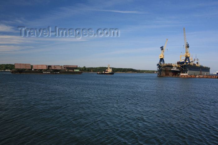 lithuania131: Lithuania - Klaipeda: the Odense near the dry docks - photo by A.Dnieprowsky - (c) Travel-Images.com - Stock Photography agency - Image Bank
