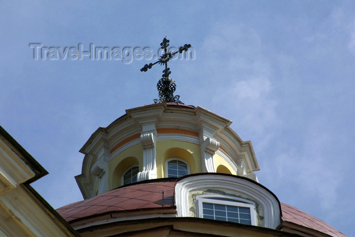 lithuania62: Lithuania - Vilnius: Baroque - Sts. Peter & Paul's Church - the dome's lantern - photo by A.Dnieprowsky - (c) Travel-Images.com - Stock Photography agency - Image Bank